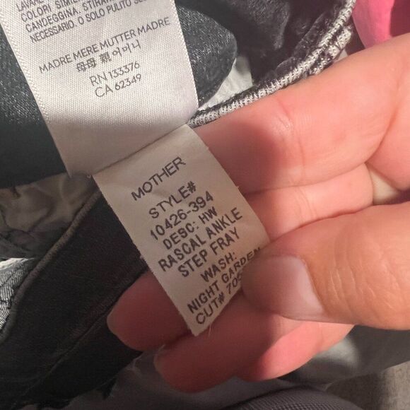 Mother High Waisted Rascal Ankle StepFray Jeans size 25 - Picture 12 of 16